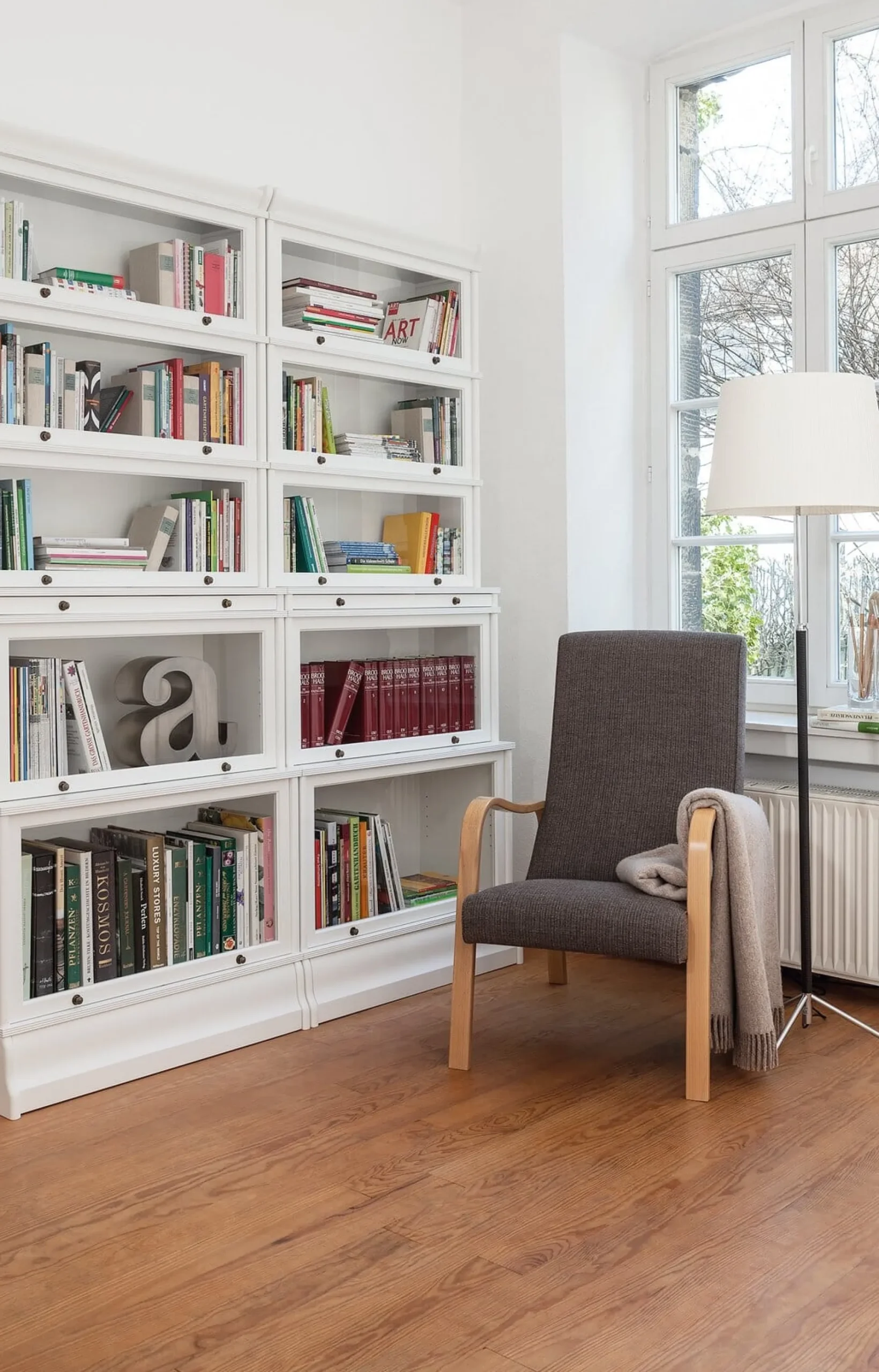 Bücherregal weiß