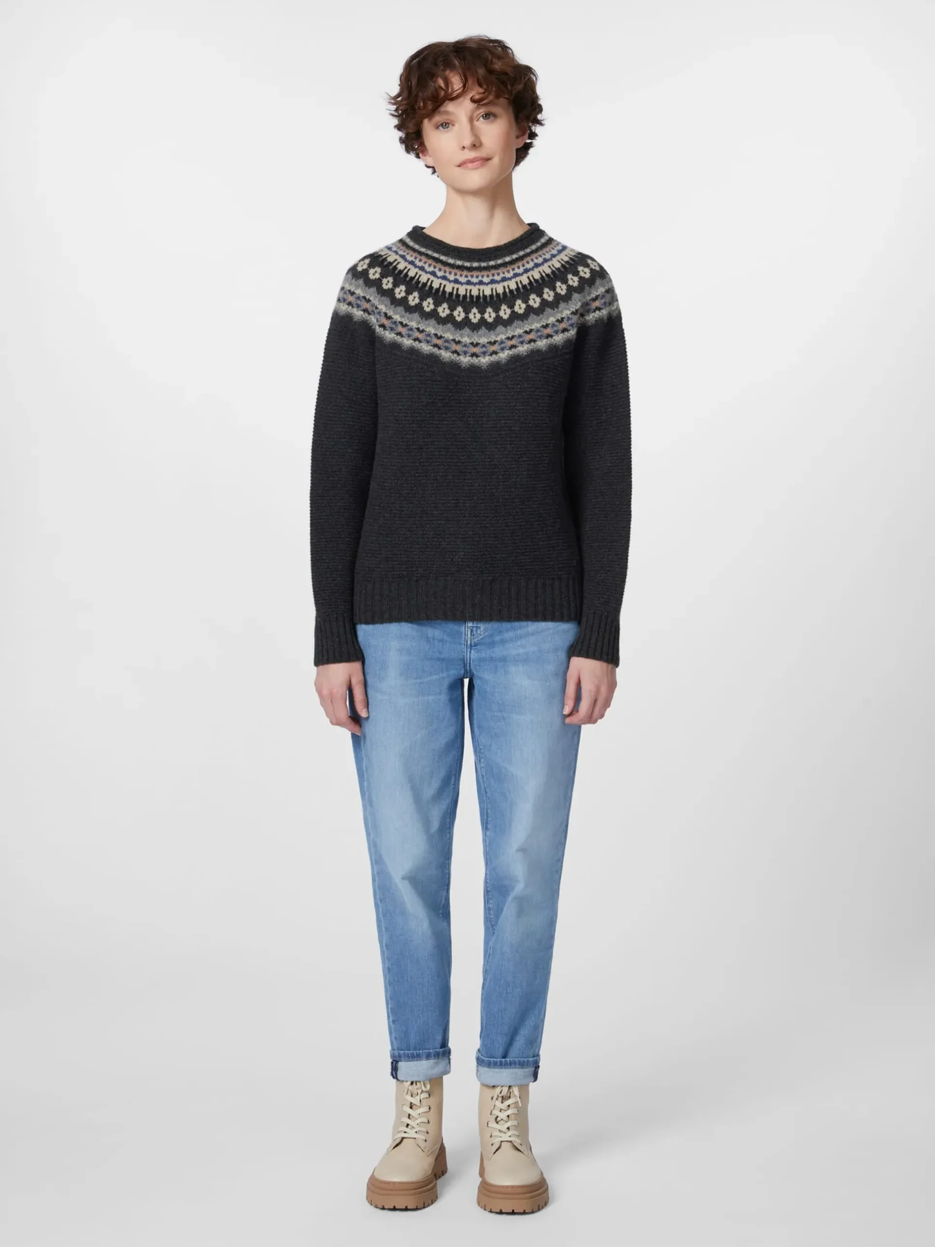 Damenpullover mit Passe