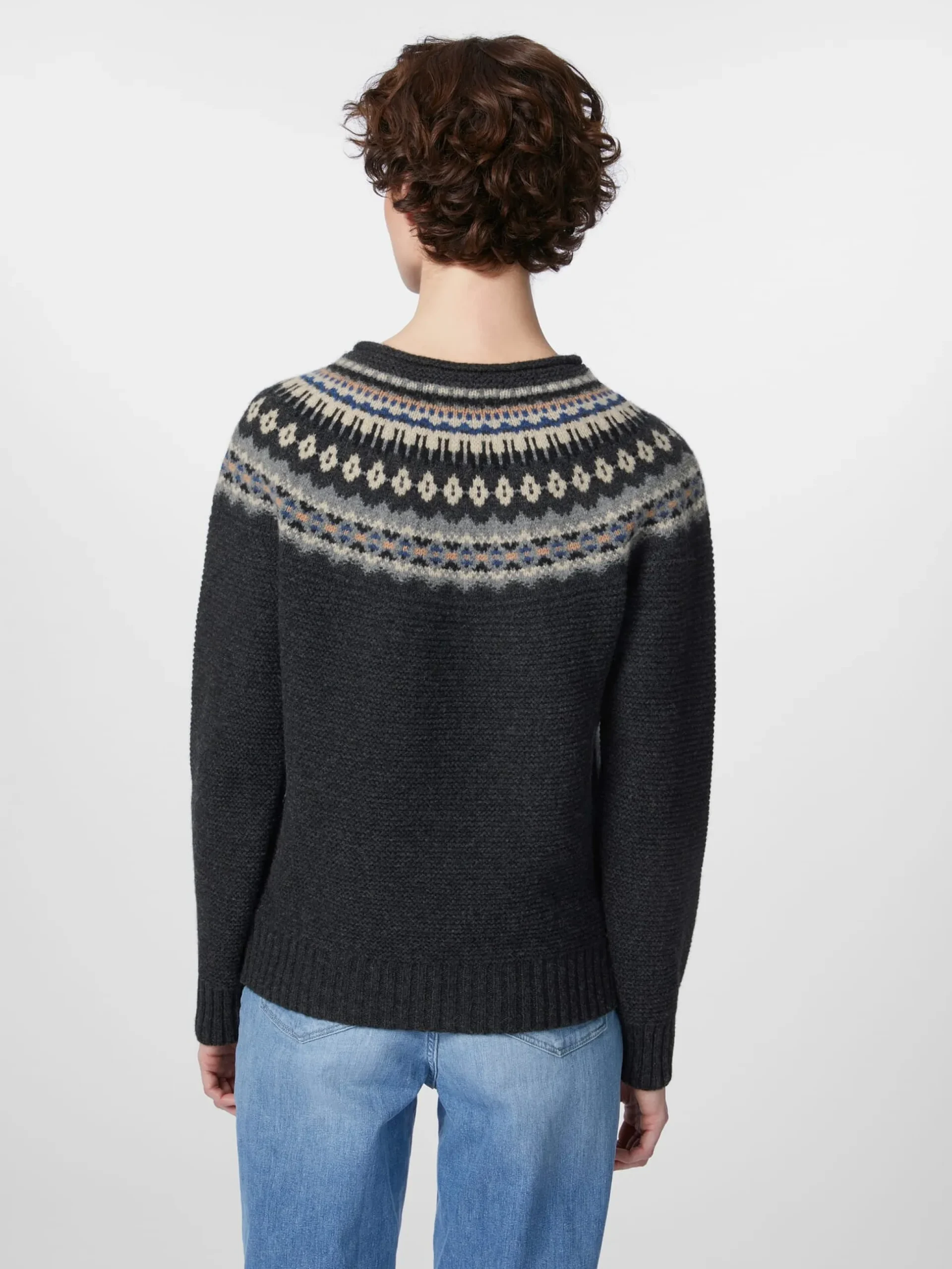 Damenpullover mit Passe