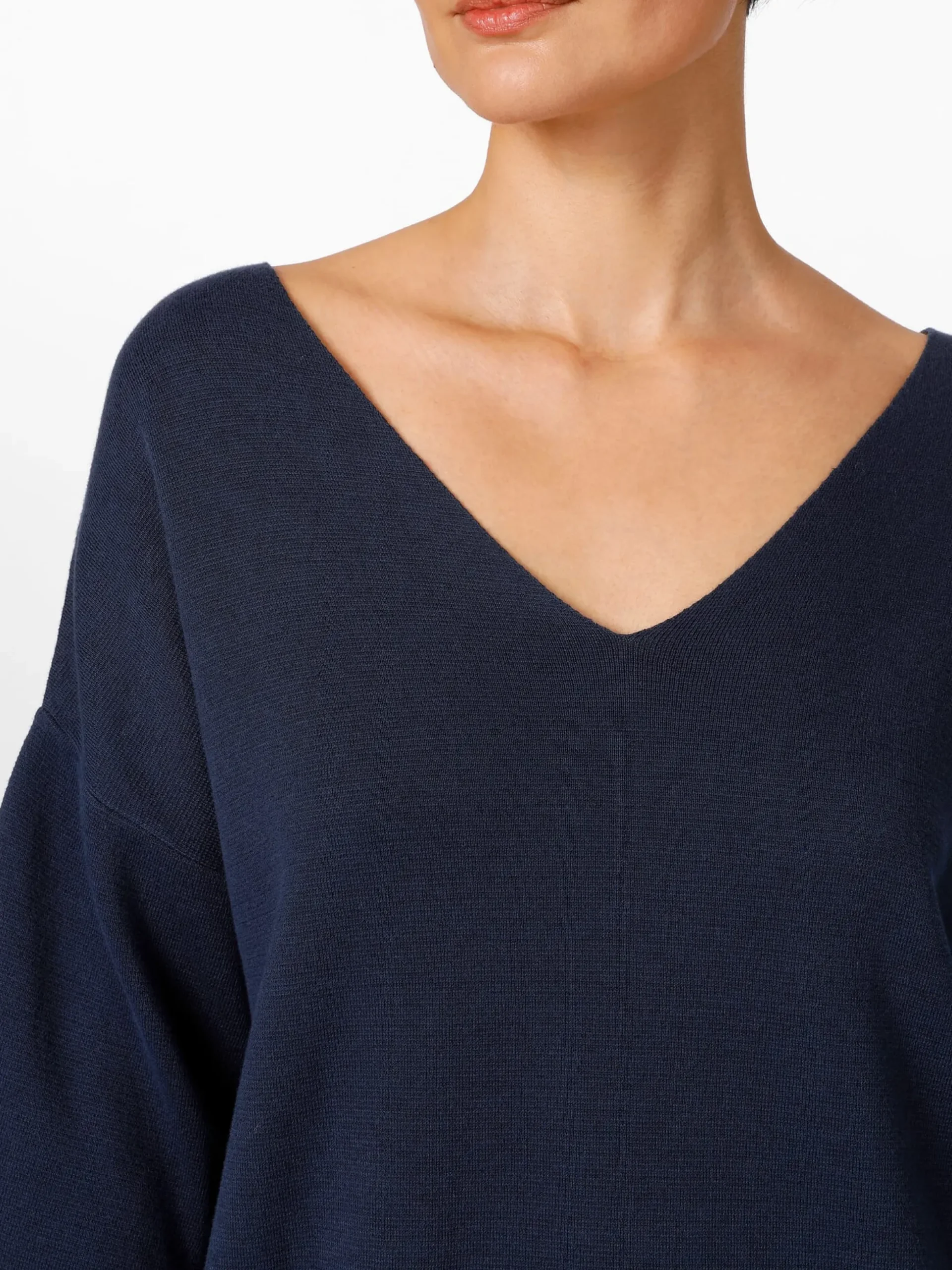 Damen-Strickkleid V-Ausschnitt