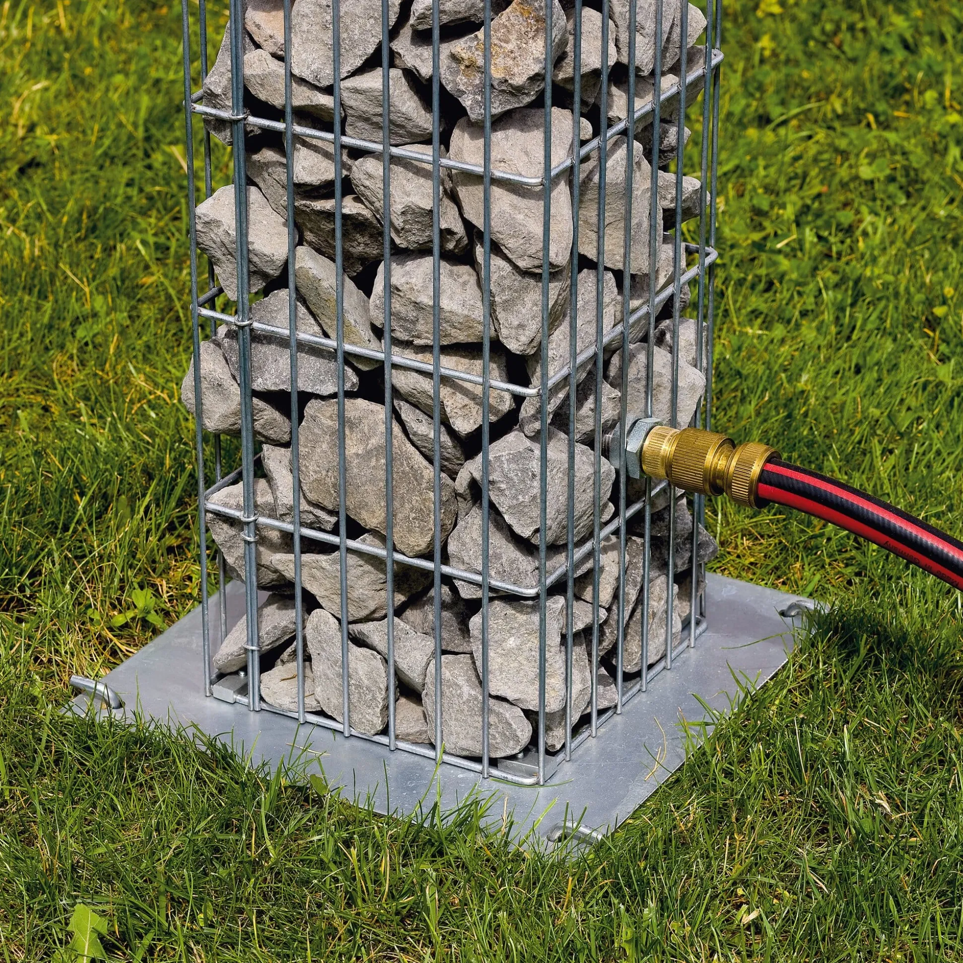 Gabionen-Wasserzapfsäule