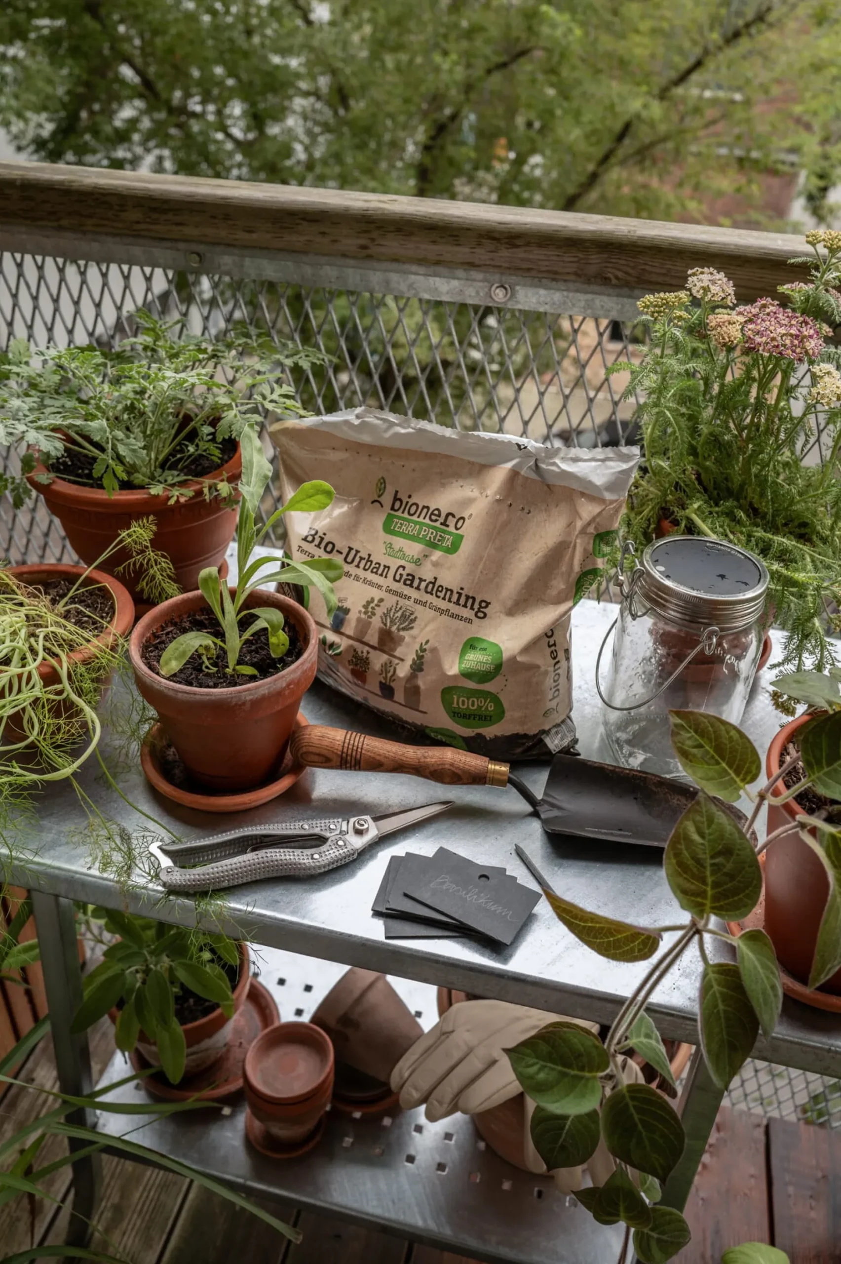 Gartenarbeitstisch Stahl verzinkt