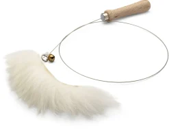 Katzenspielzeug Angel mit Schaffell