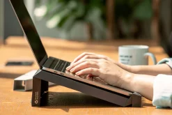 Laptopablage Papier