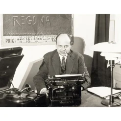 Louis Poulsen Tischleuchte Opalglas PH 3/2