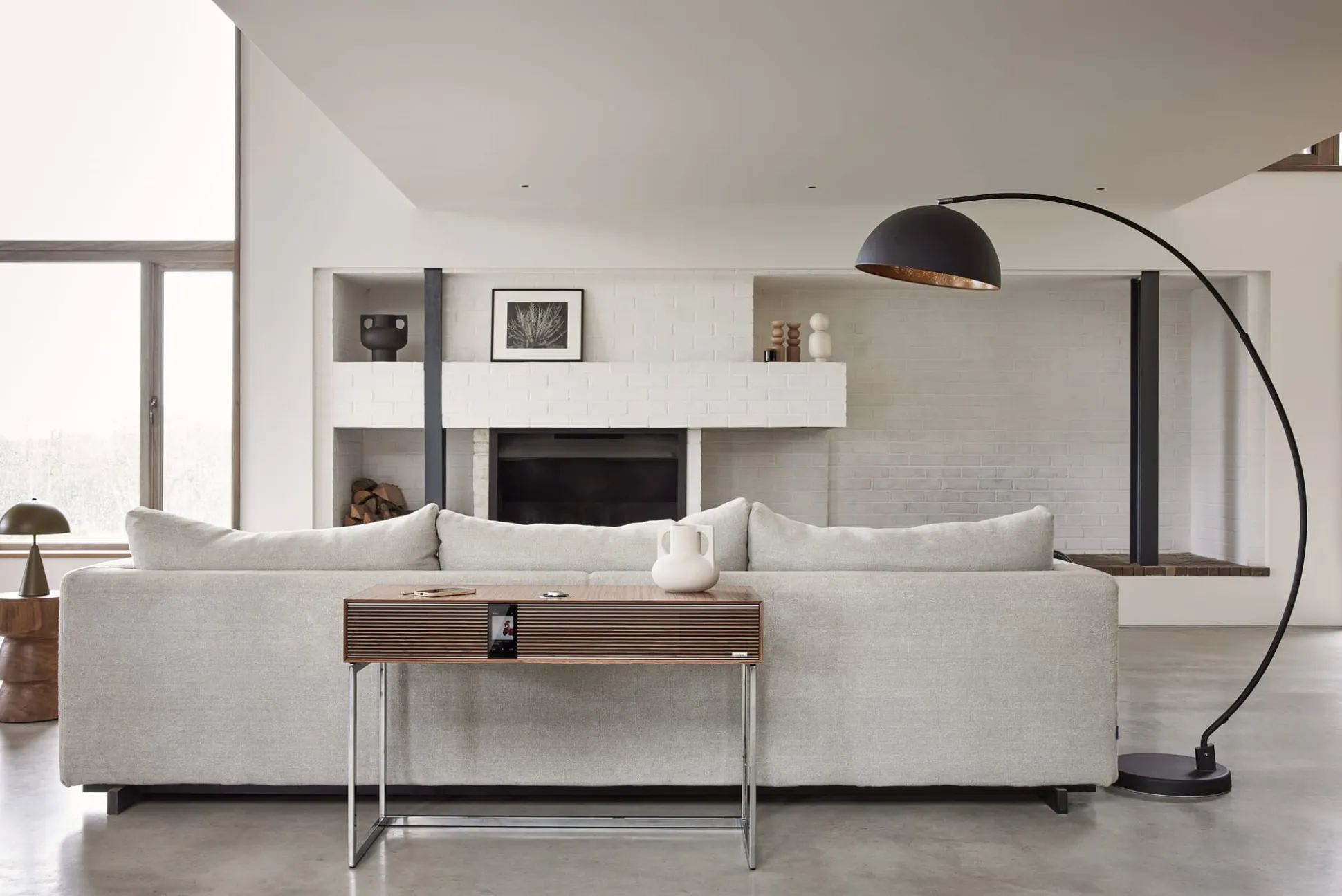 Ruark Audio R810