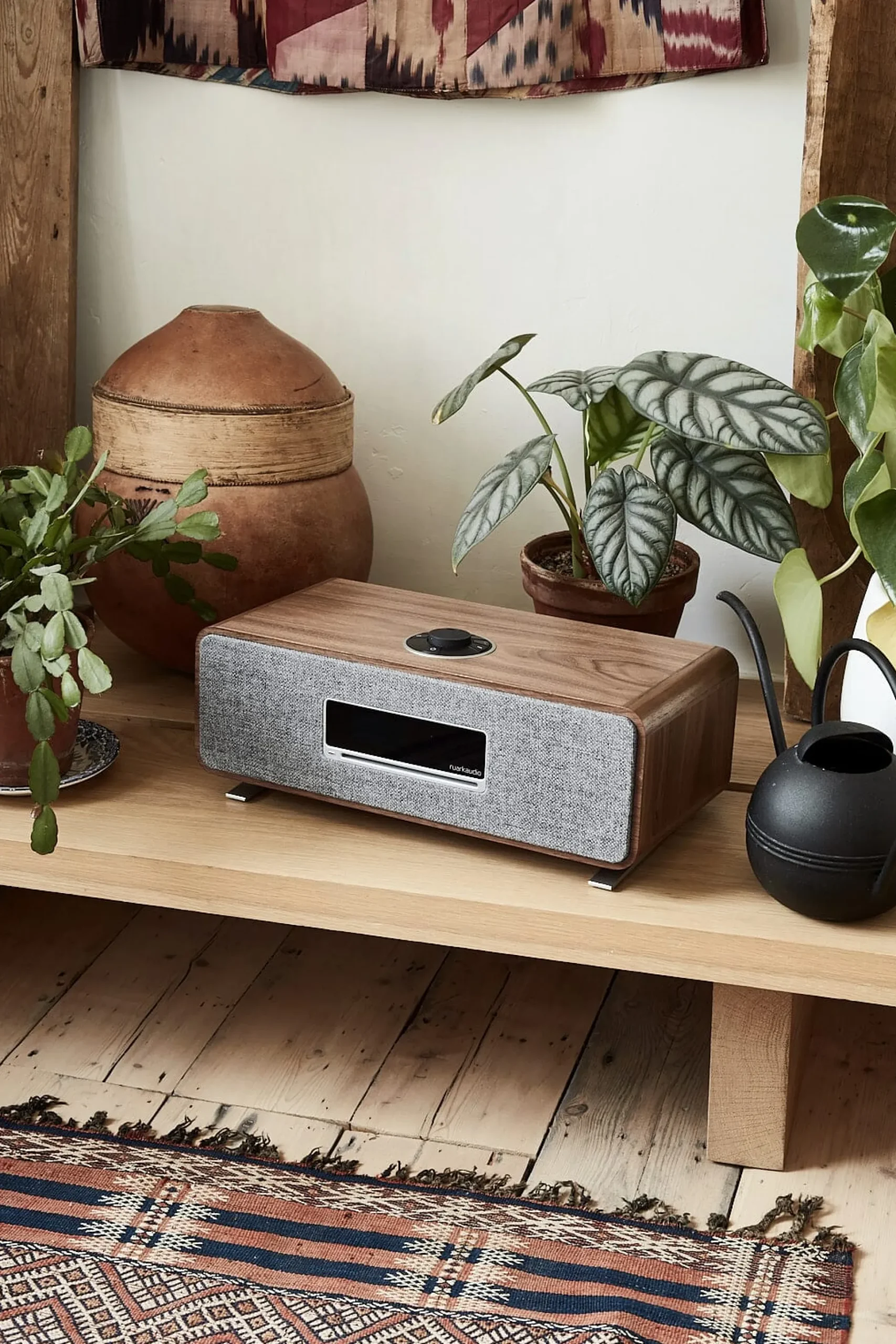 Ruark Audio Tisch-Stereoanlage R3S Nussbaum