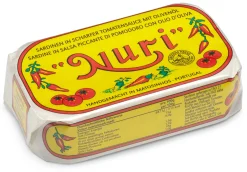 Sardinen in scharfer Tomatensauce