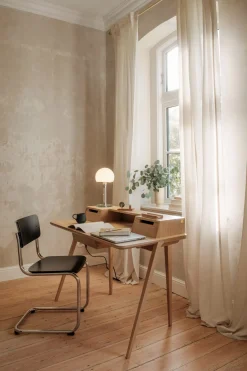 Schreibtisch „Treviso Desk“ Eichenholz