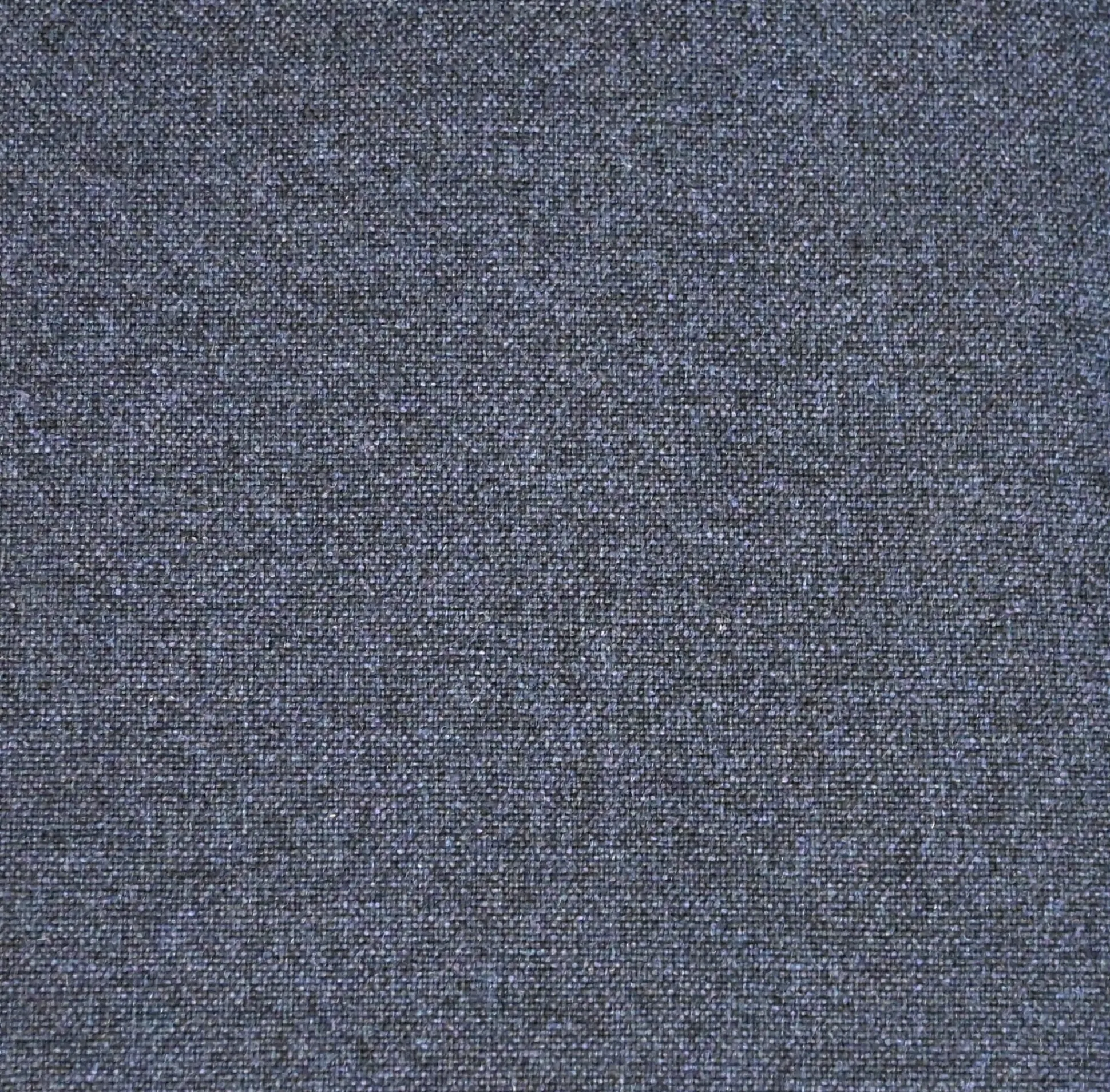 Sofa August