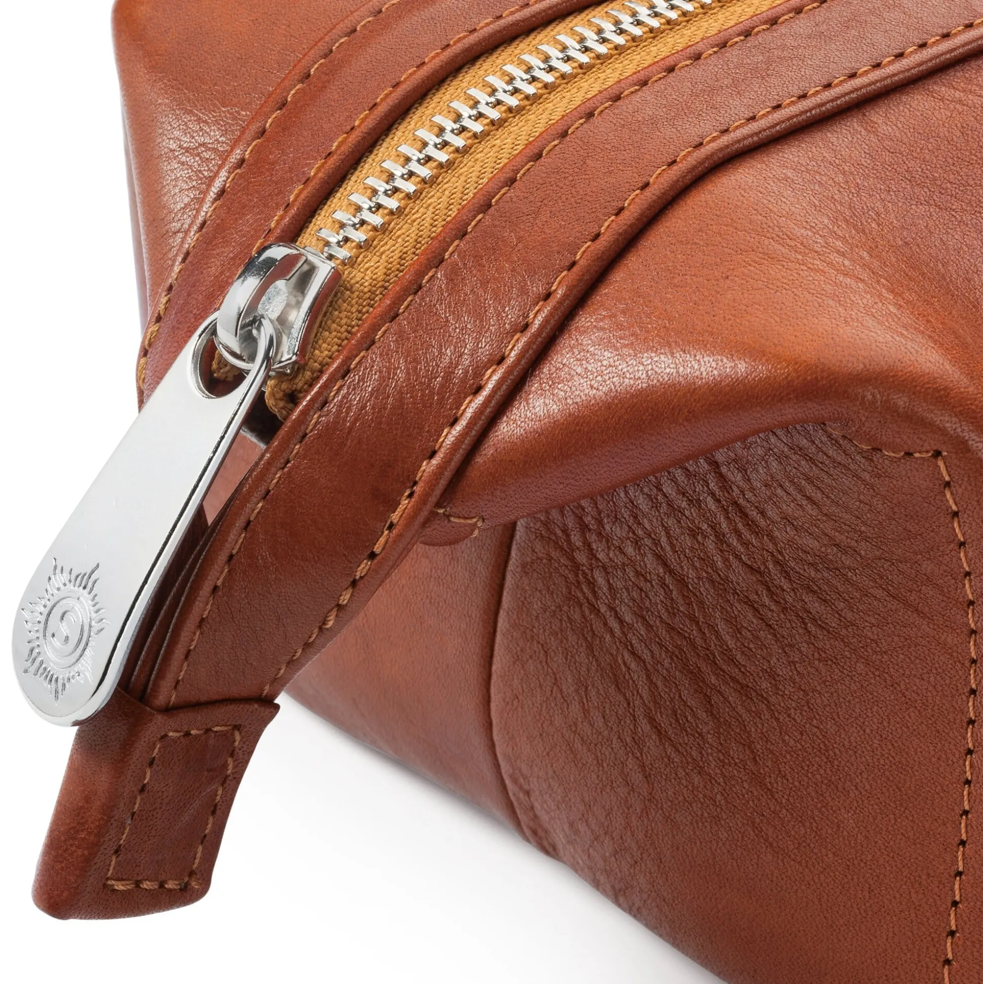 Sonnenleder Kulturtasche