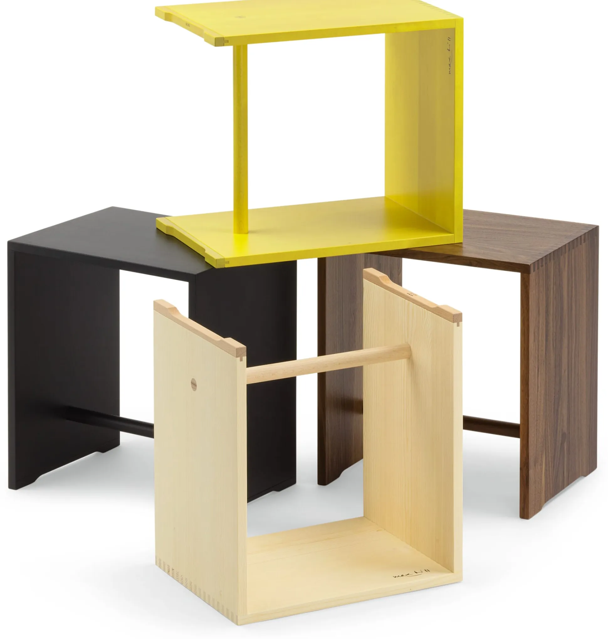 Ulmer Hocker Nussbaumholz